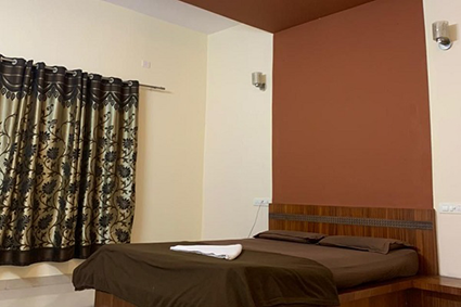 वराहस्वामी गेस्ट हाउस